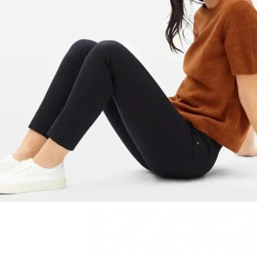 Everlane I 10 - Picture 9 of 12